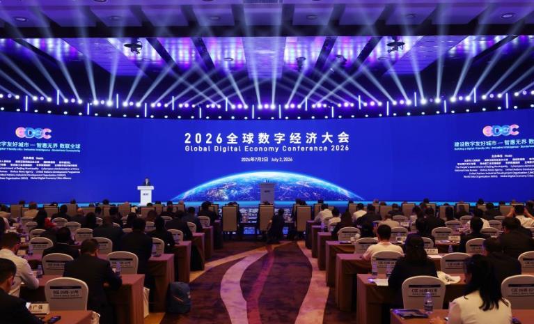 焦点访谈|如何走好新的长征路?他们用实干担当给出答案