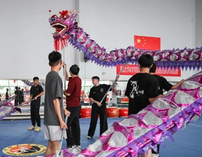 年轻人开始抛弃优衣库