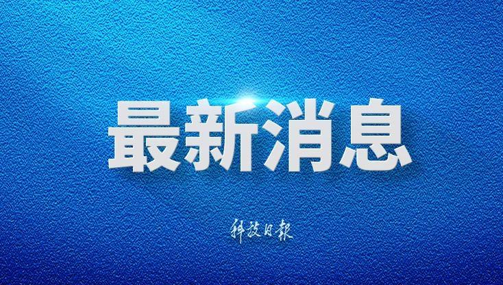 他一搂我就知道跑不了了