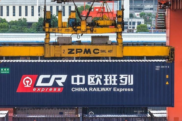 习近平致电祝贺德拉埃斯普列亚当选哥伦比亚总统
