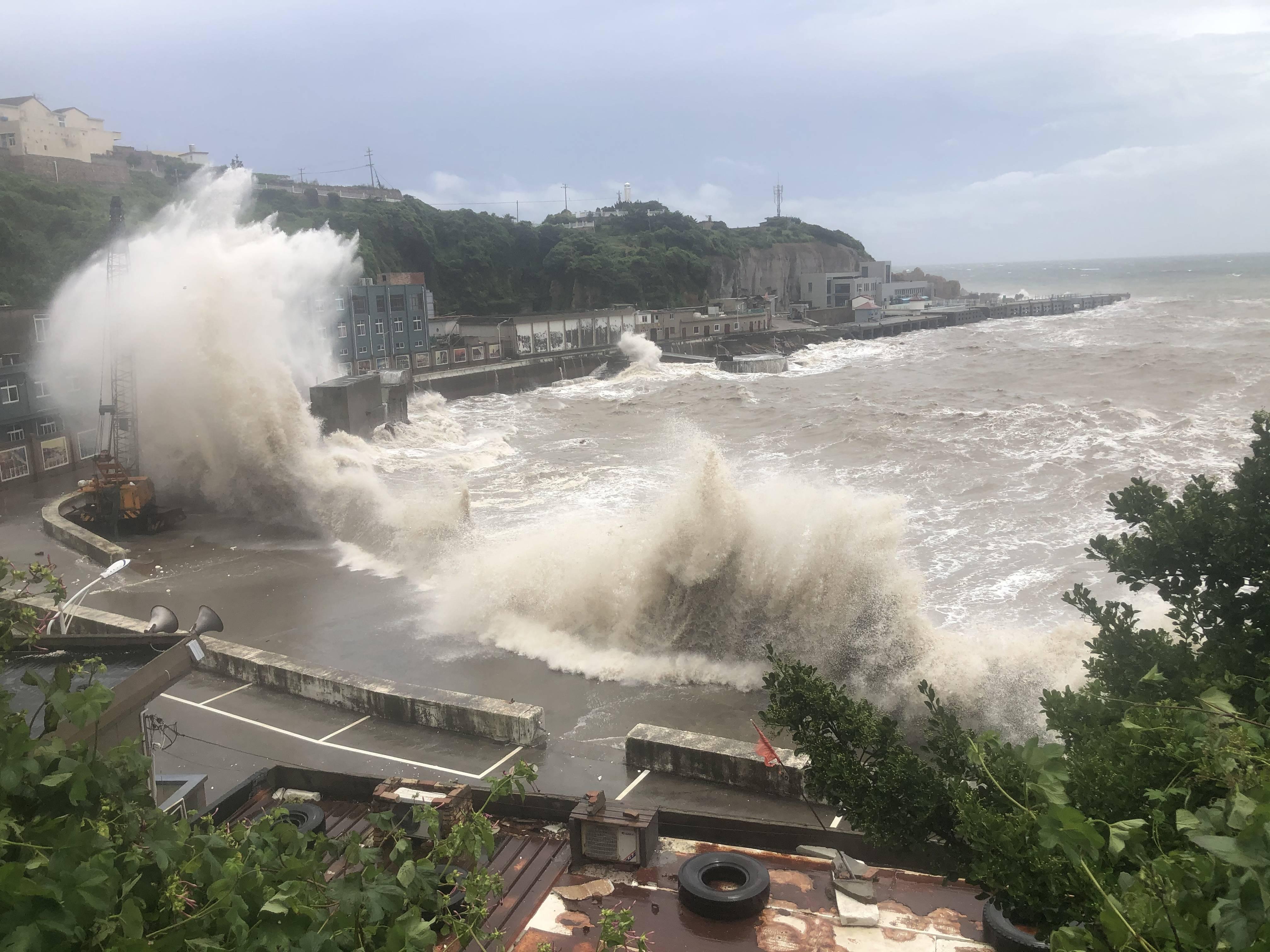 按一个中国原则依法管控台岛